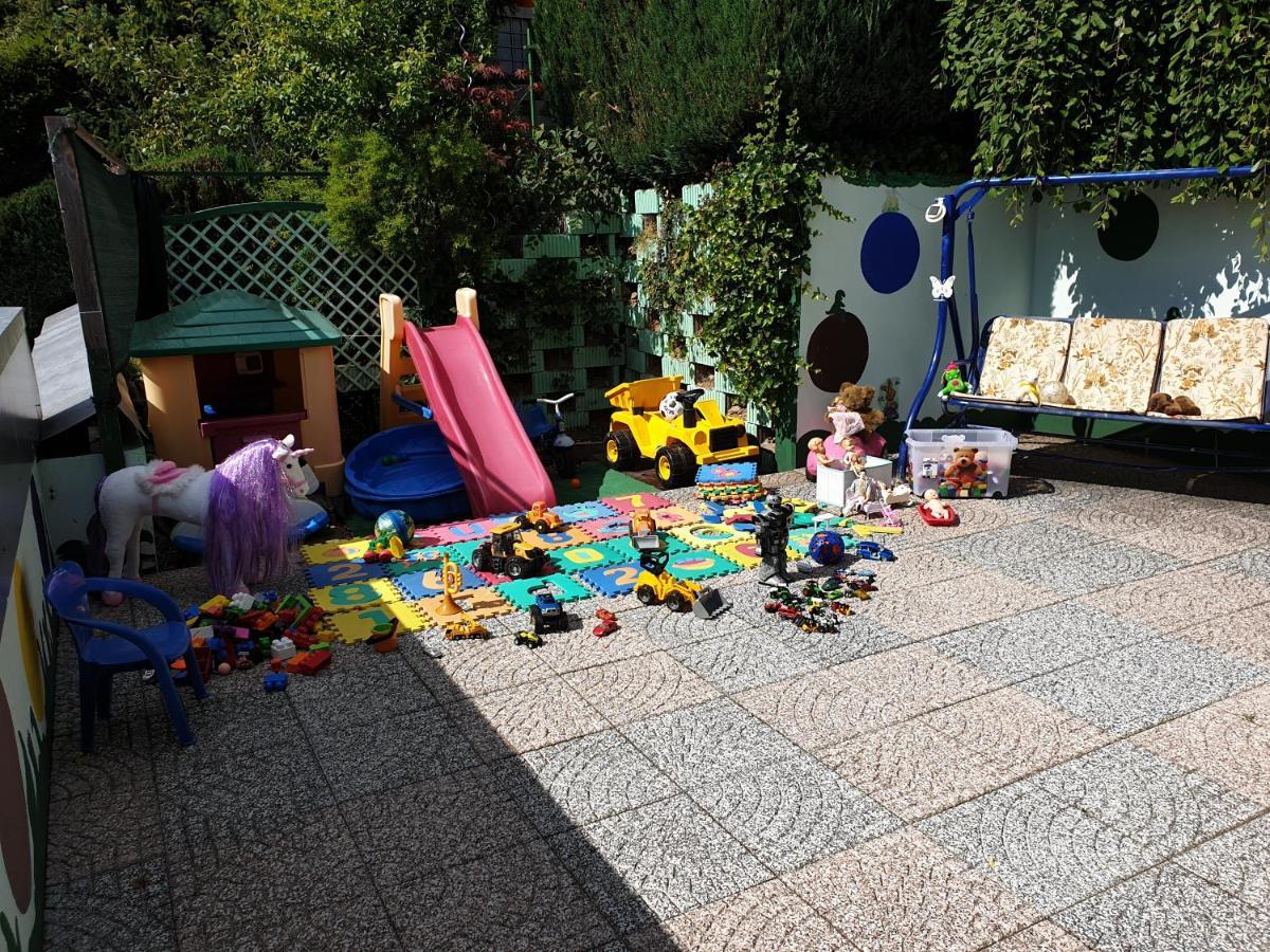 Ferienhaus Haus Herzog ทิทิเซ-นอยชตัดท์ ภายนอก รูปภาพ